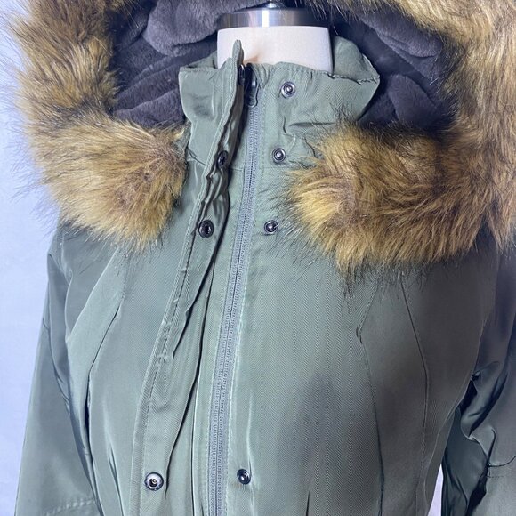 A New DAy XS Olive Green Womens Parka Jacket With Faux Fur Trim Hood Snap/Zip - Picture 2 of 16
